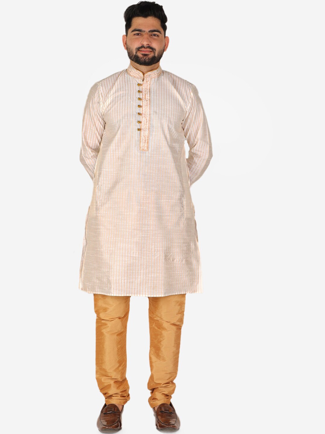 

Pro-Ethic STYLE DEVELOPER Men Cream-Coloured Pure Silk Kurta with Pyjamas