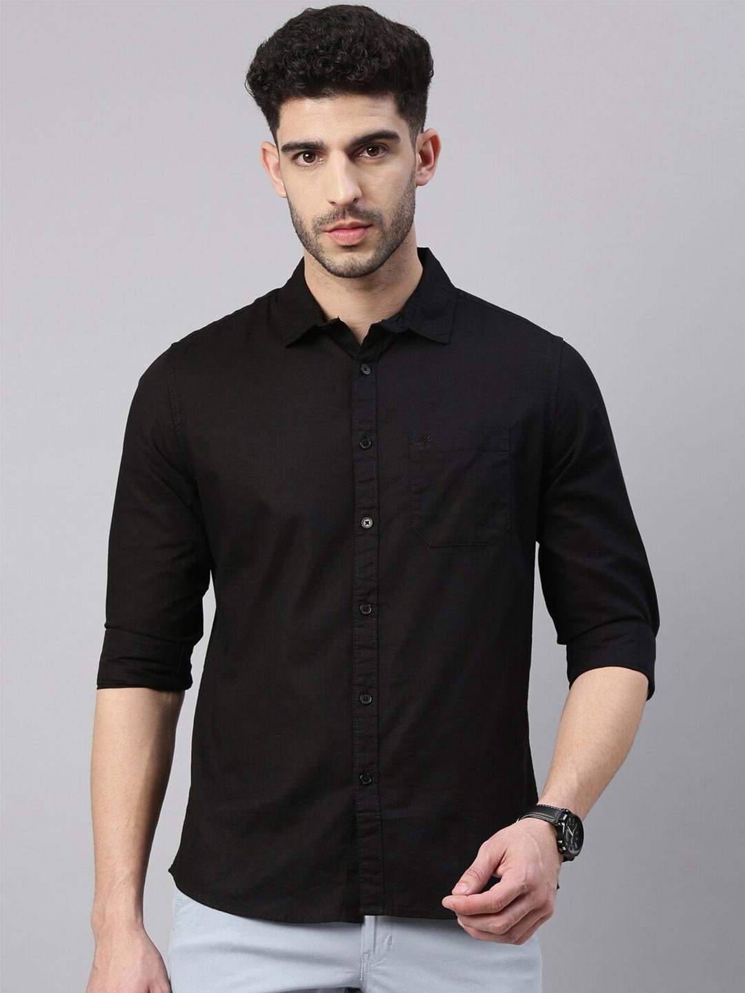 

Chennis Men Black Solid Slim Fit Casual Shirt