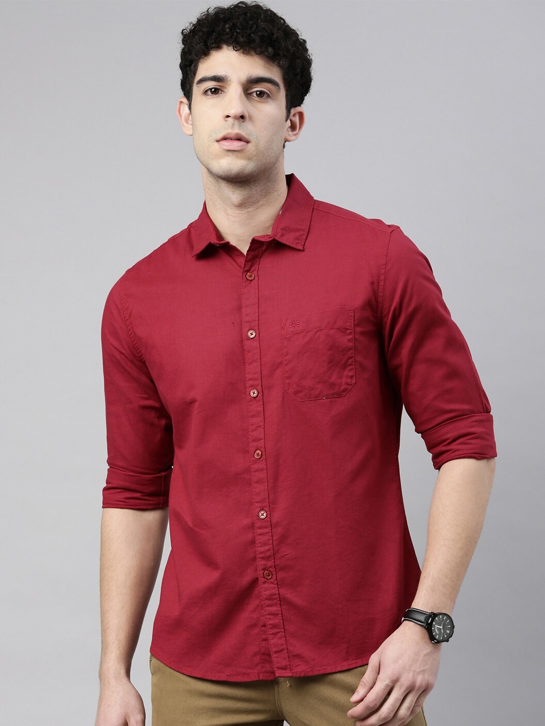 

Chennis Men Maroon Slim Fit Casual Shirt