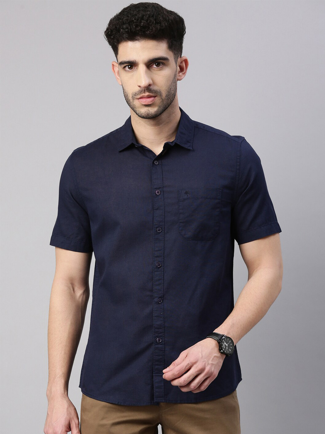 

Chennis Men Navy Blue Slim Fit Casual Shirt