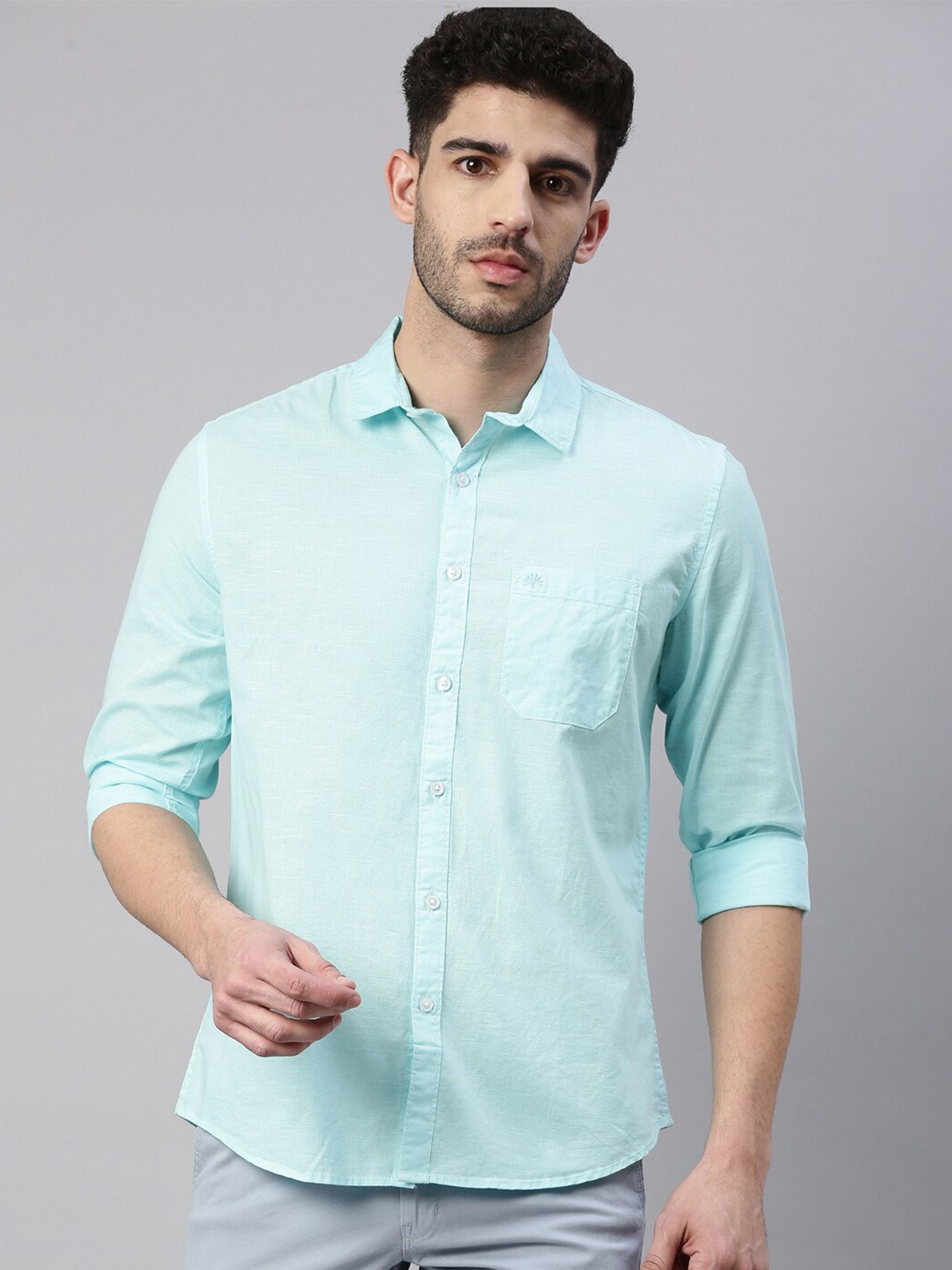 

Chennis Men's Blue 100% Cotton slim fit Spread Collar shirt