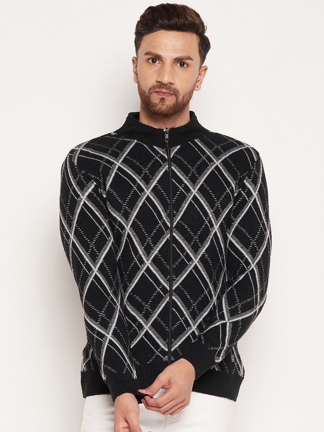 

Duke Men Black & Off White Checked Cardigan