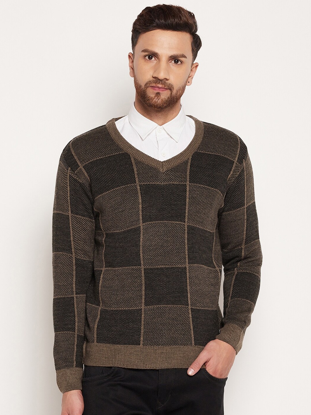 

Duke Men Brown & Black Checked Pullover