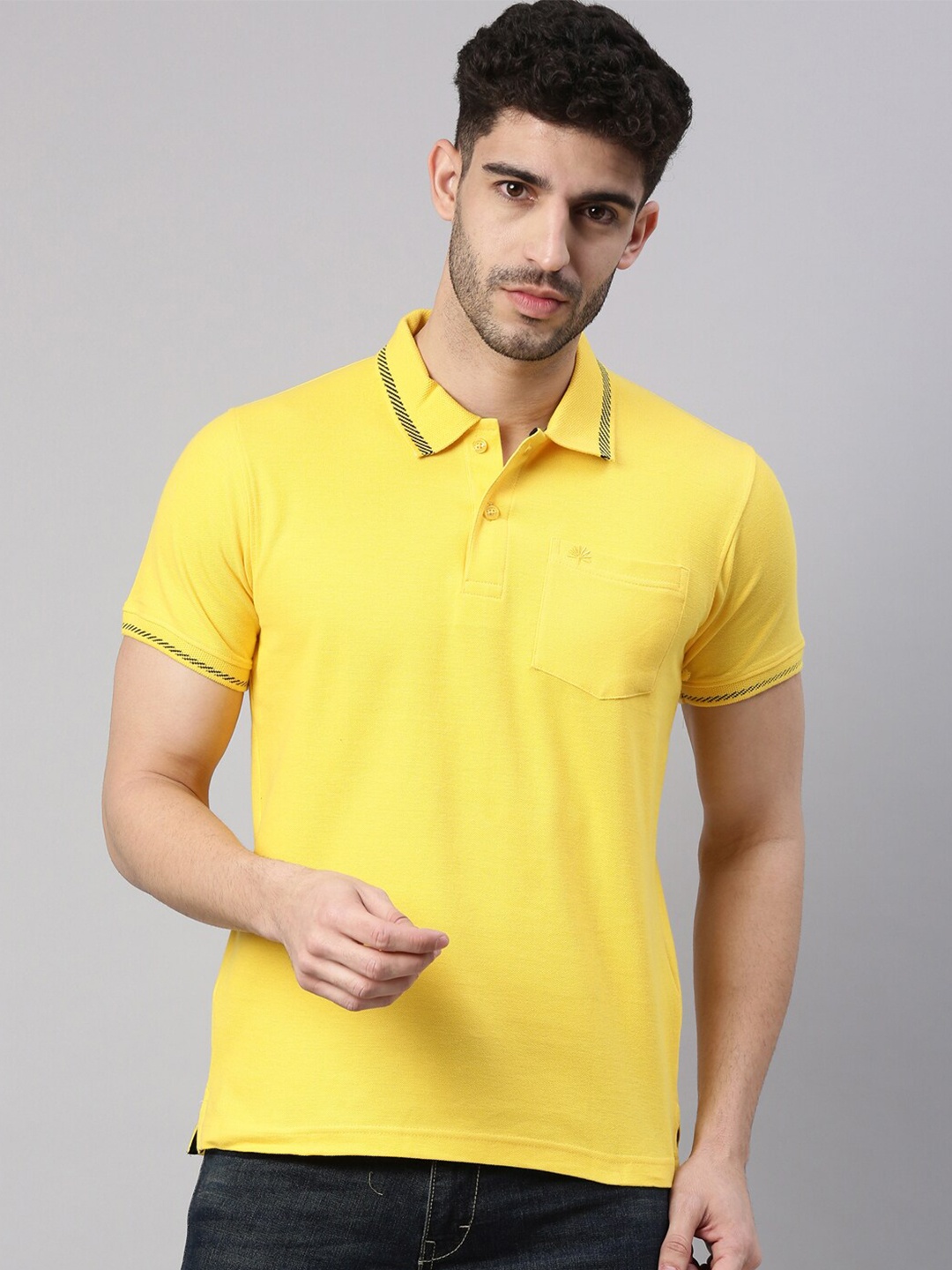 

Chennis Men Polo Collar Slim Fit T-shirt, Yellow