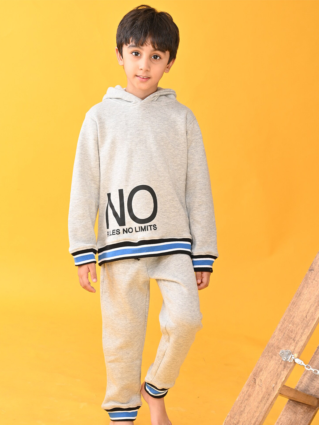 

Anthrilo Boys Grey No Limits Hoodie with Jogger Set, Grey melange