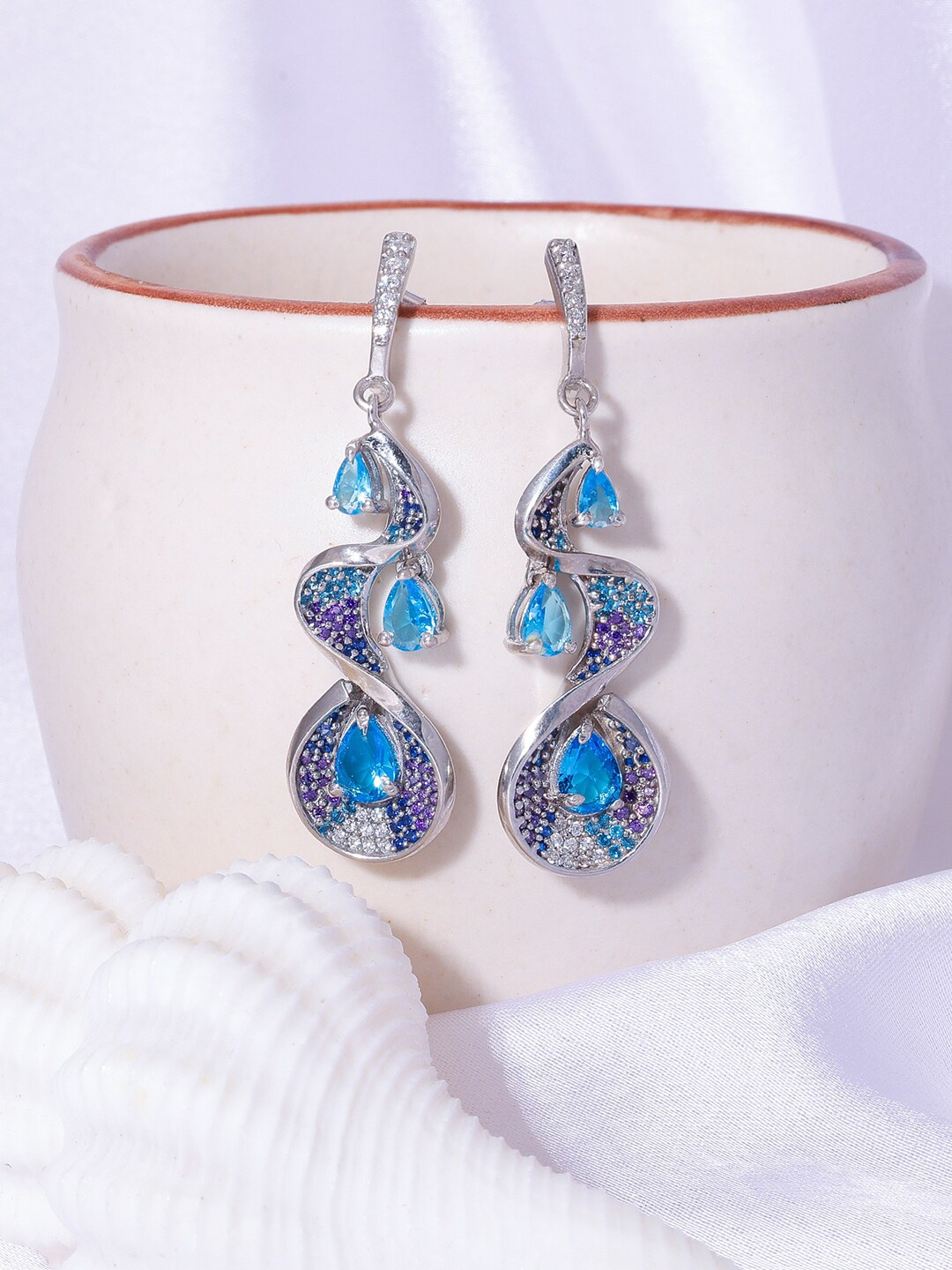 

GIVA Silver-Toned Contemporary Drop Earrings