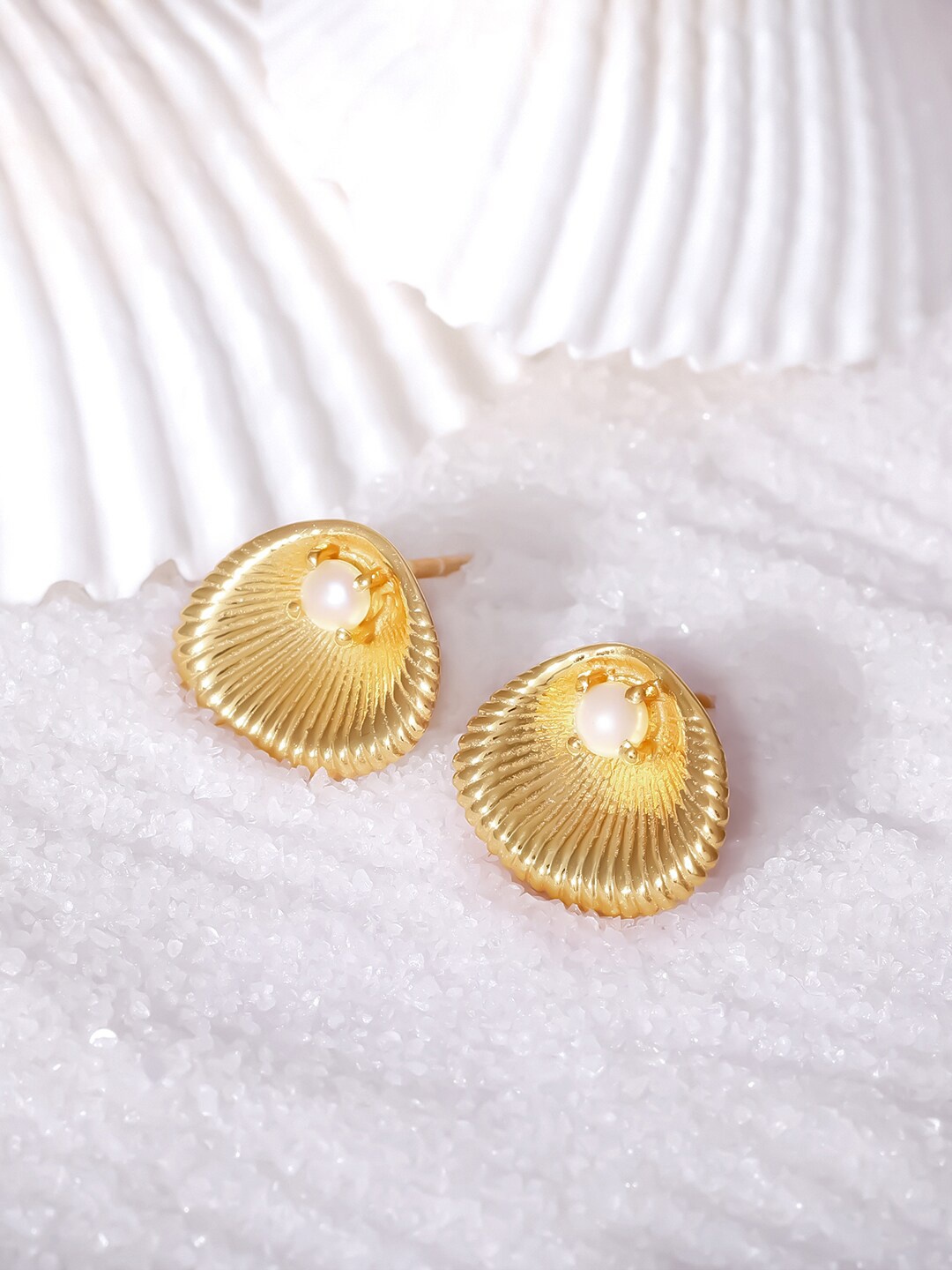 

GIVA Gold-Toned Sterling Silver Gold Plated Contemporary Studs Earrings