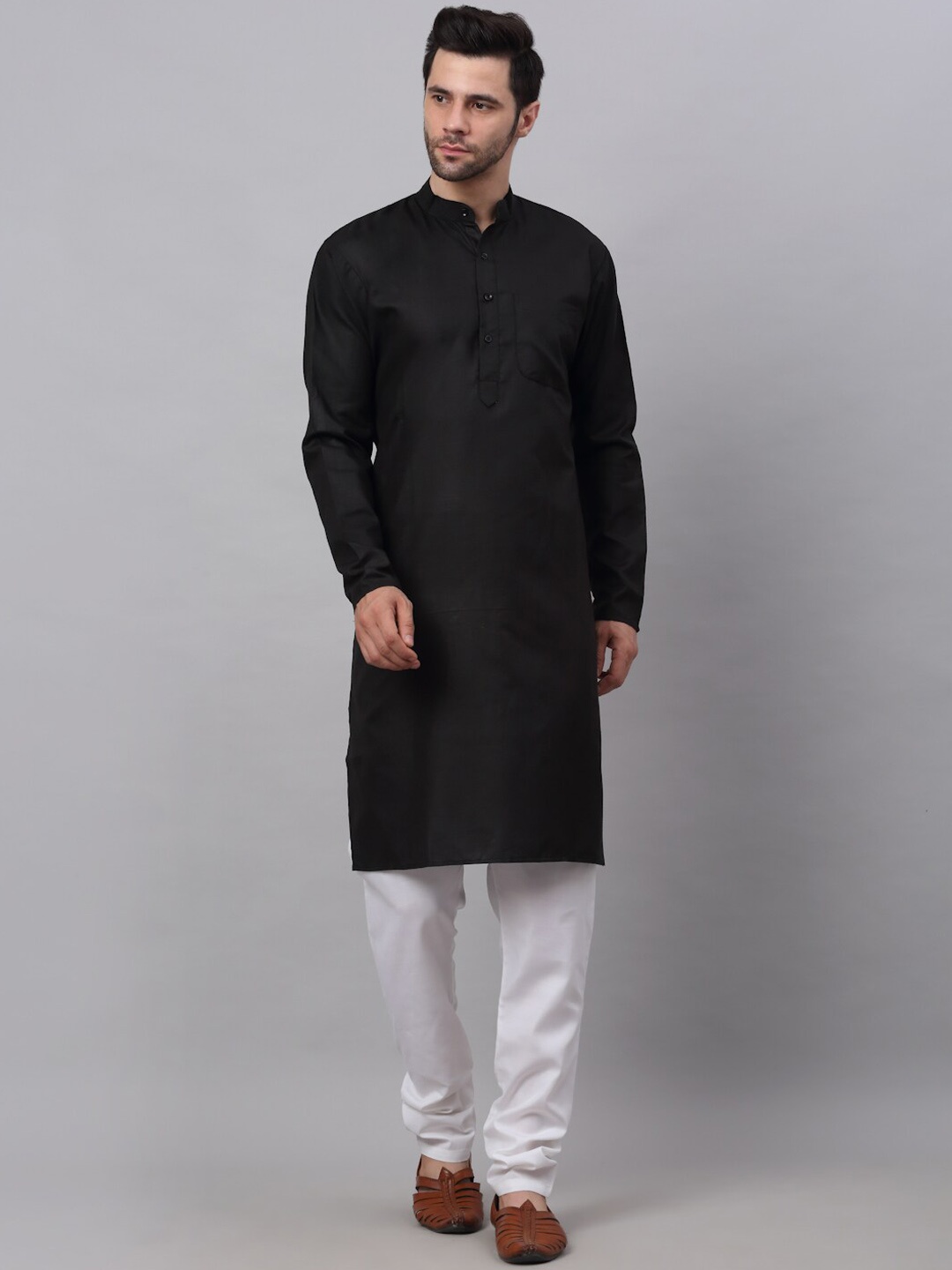 

NEUDIS Men Black Thread Work Grandeur & Majestic Artwork Handloom Kurta