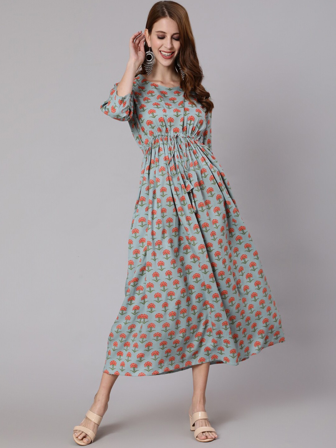 

Nayo Green & Peach-Coloured Floral Ethnic A-Line Maxi Dress