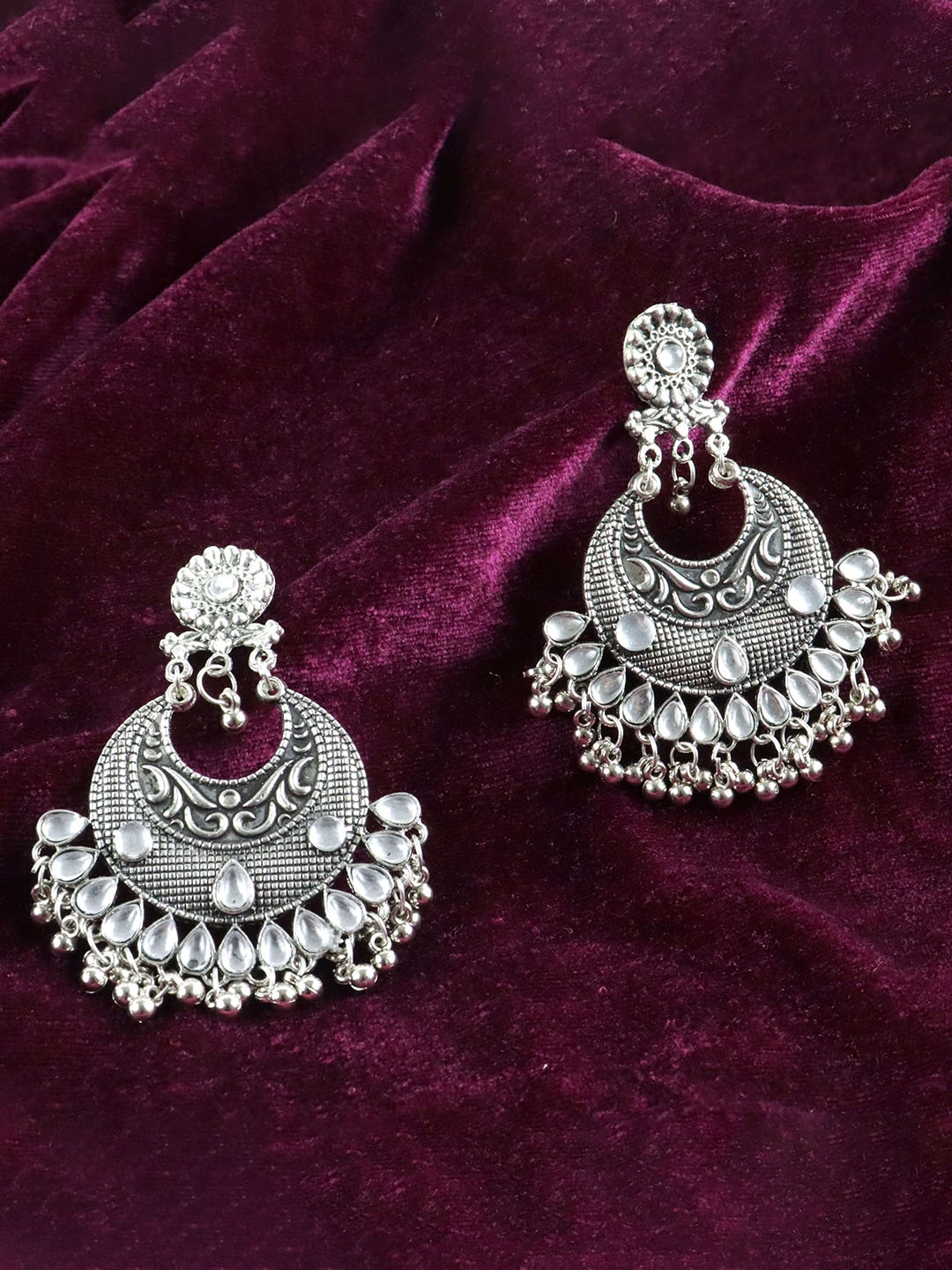 

Krelin Silver-Toned Oxidised Stone Studded Jhumka