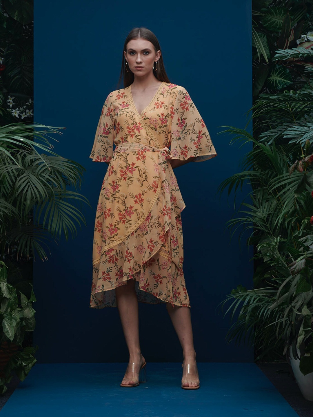 

Style Island Yellow Floral Midi Dress