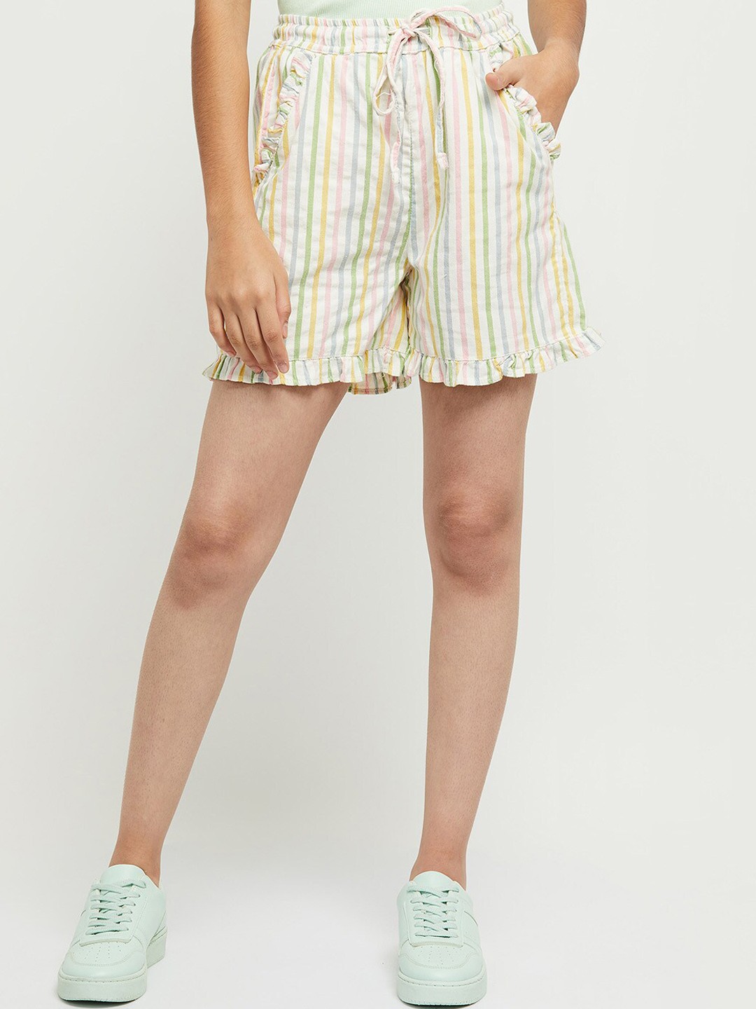 

max Girls Striped Shorts, Off white