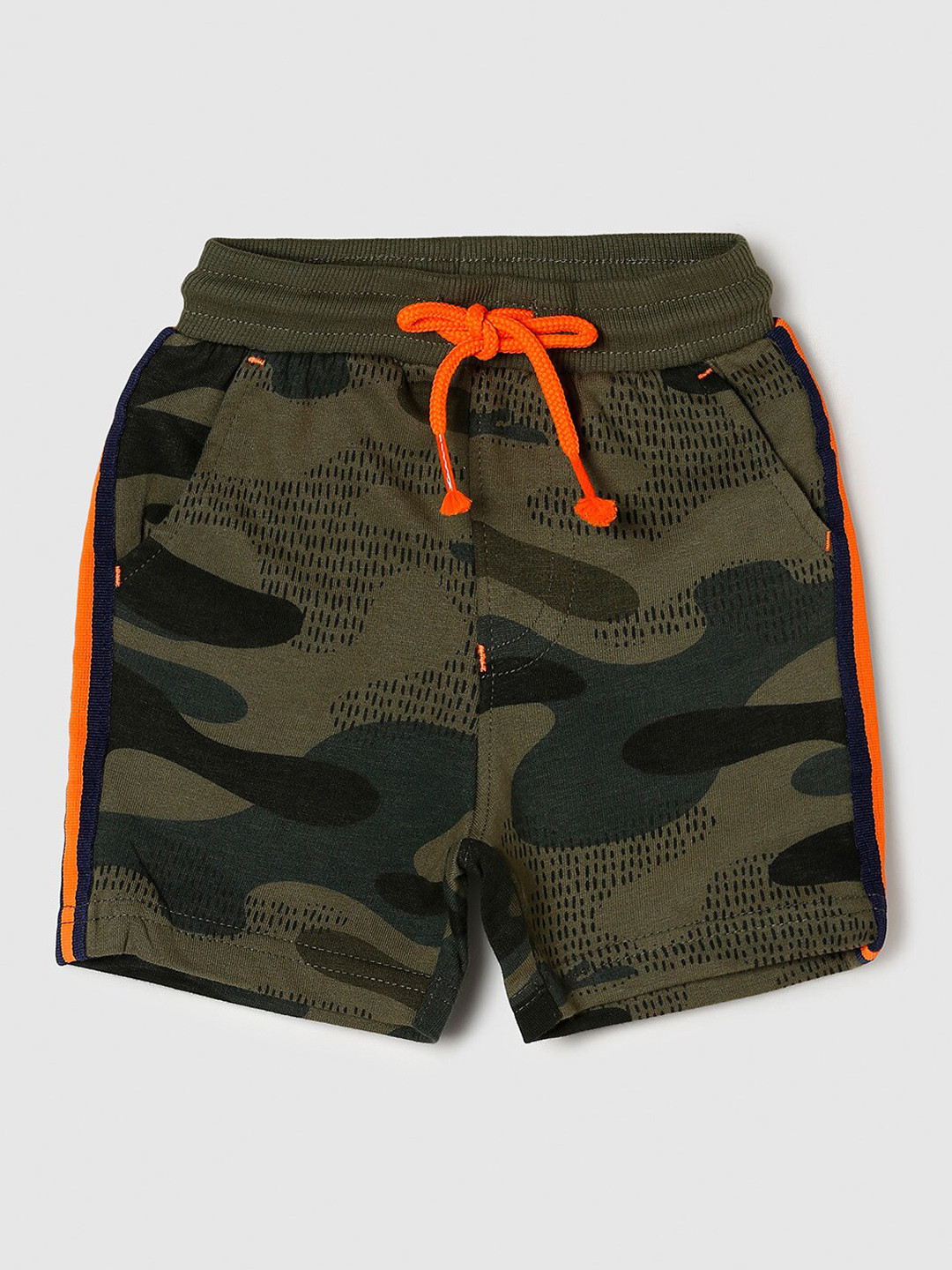 

max Boys Camouflage Printed Shorts, Green