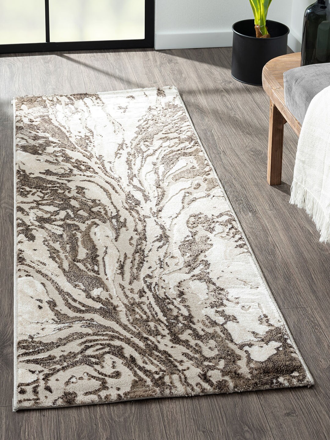 

OBSESSIONS Beige Anti-static Polypropylene Floor Runner