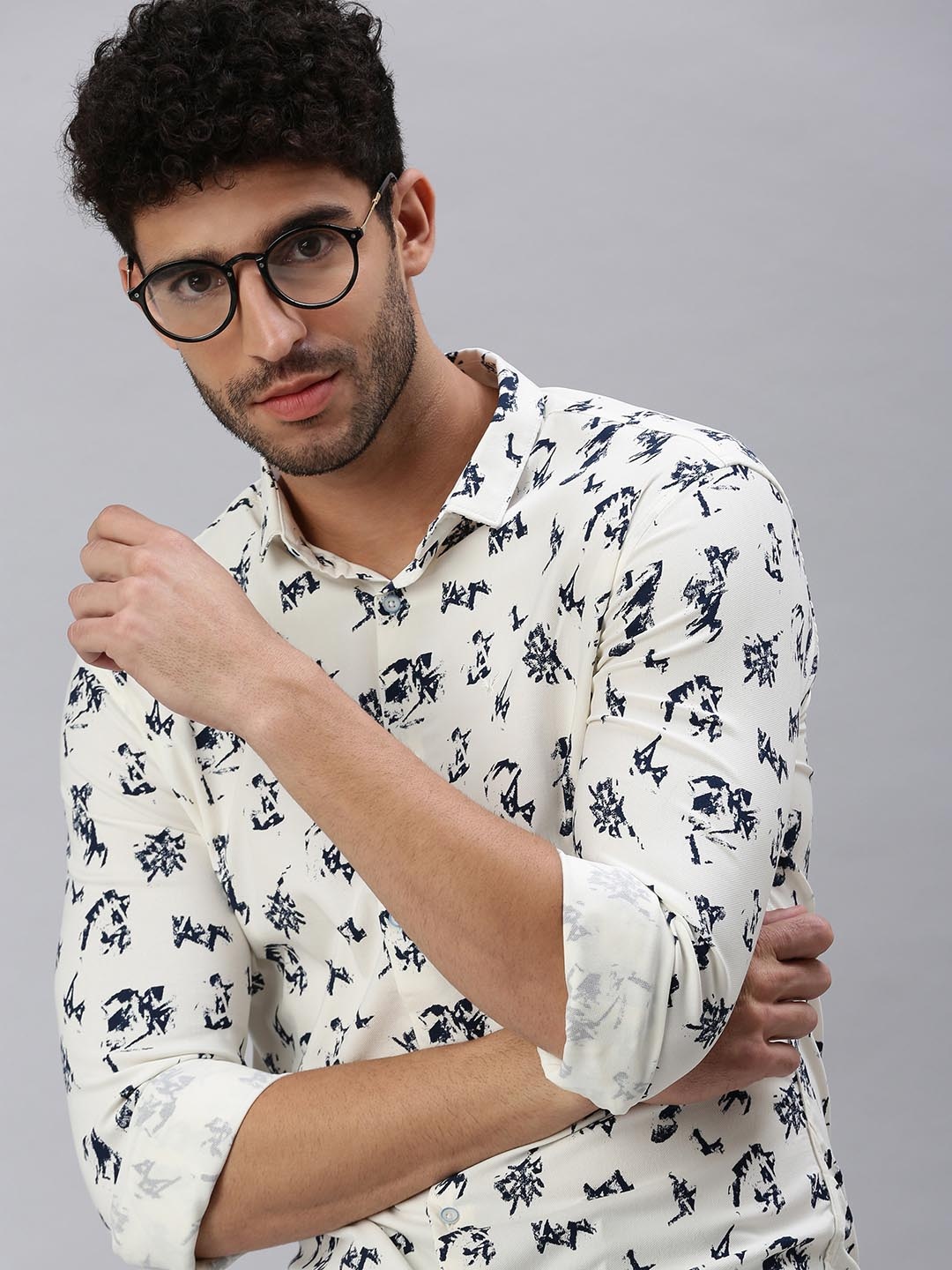 

SHOWOFF Men Cream-Coloured Comfort Printed Casual Shirt