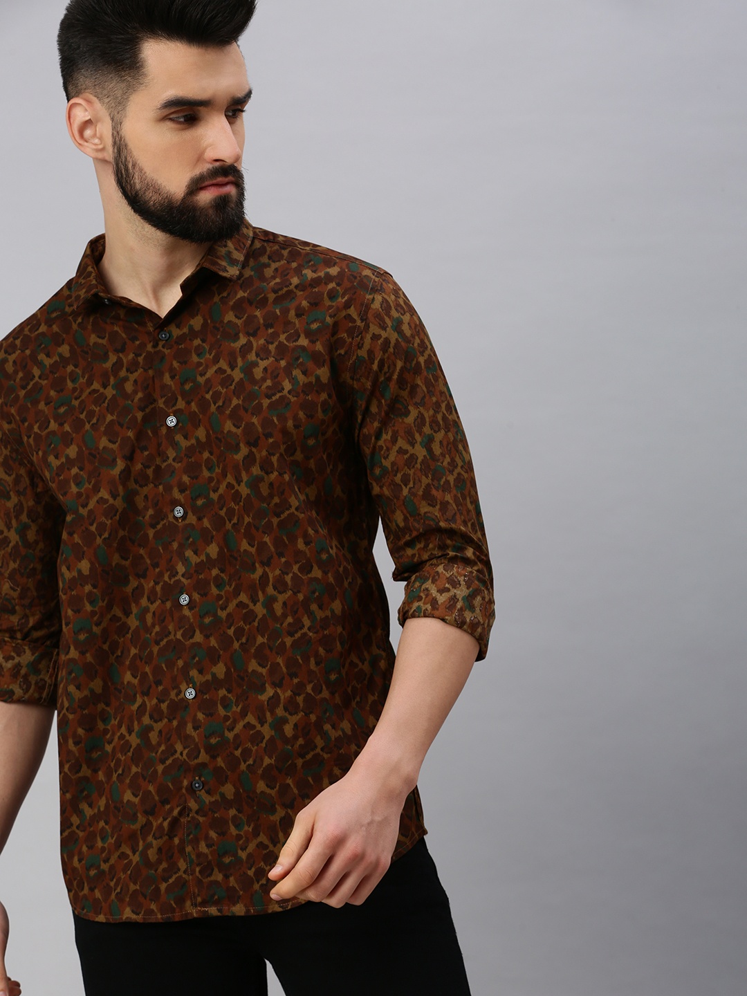 

SHOWOFF Men Khaki Comfort Floral Printed Casual Shirt