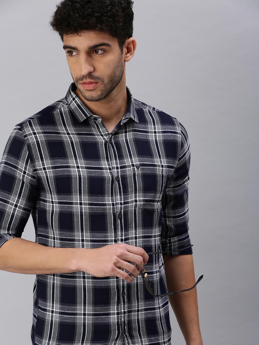 

SHOWOFF Men Navy Blue Comfort Tartan Checks Checked Casual Shirt