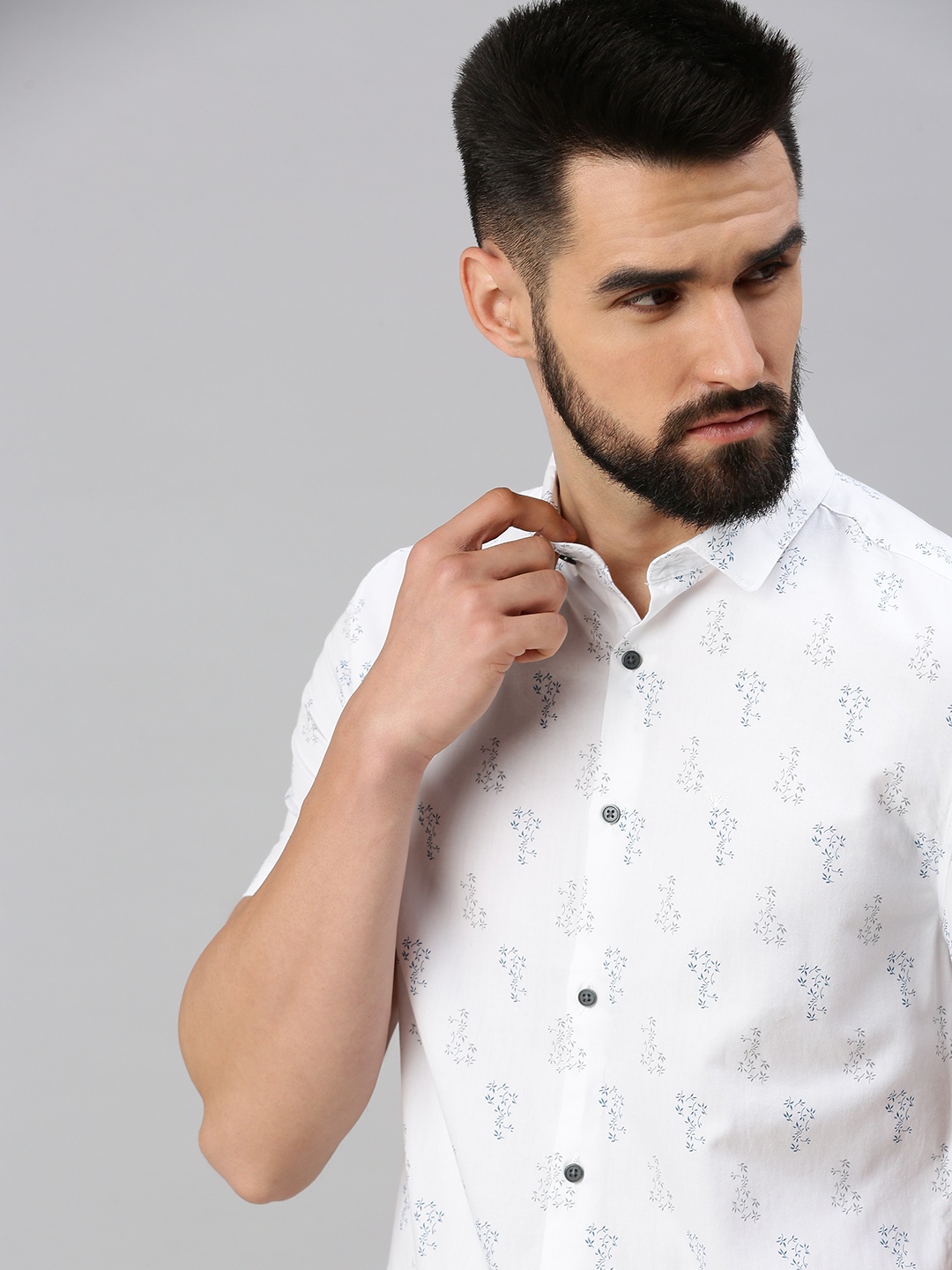 

SHOWOFF Men Off White Comfort Casual Shirt