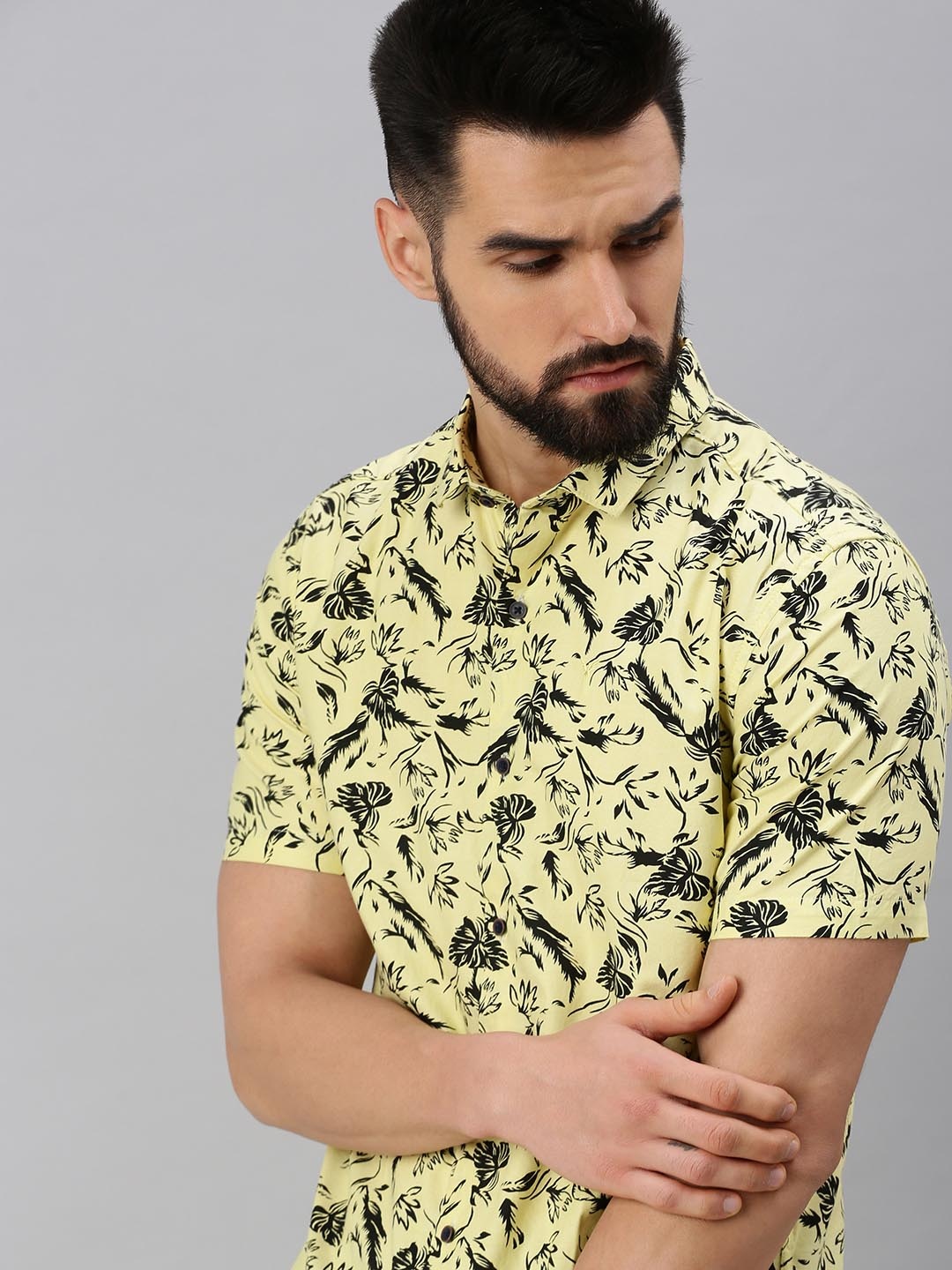 

SHOWOFF Men Yellow Comfort Floral Printed Casual Shirt