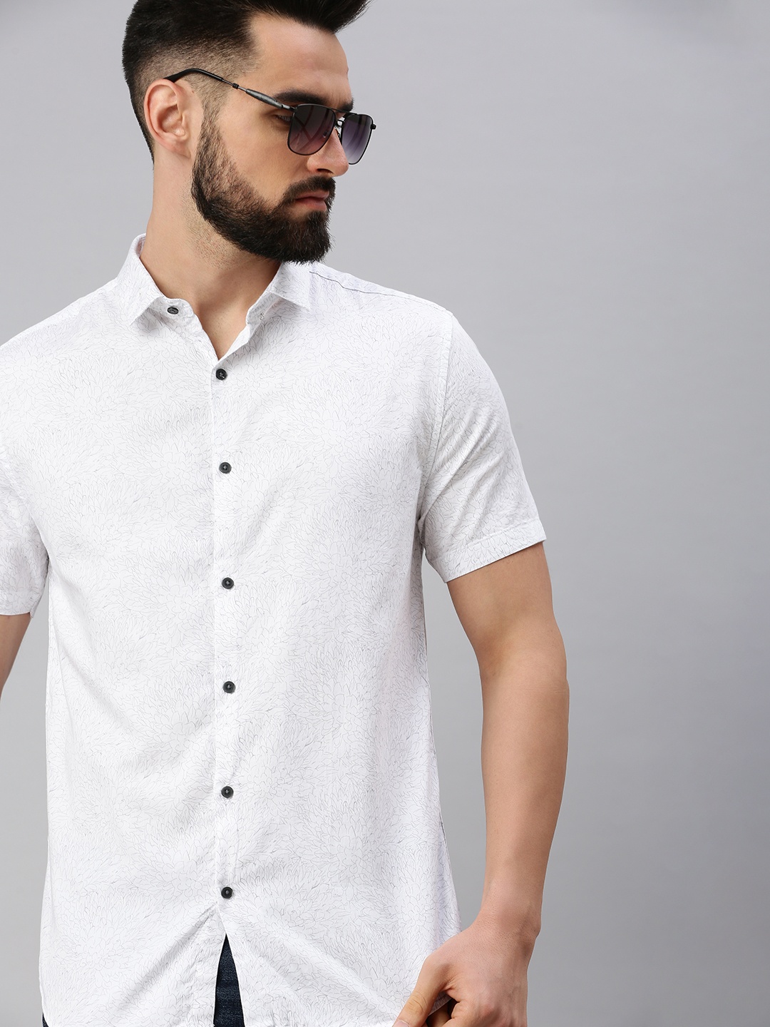 

SHOWOFF Men White Comfort Floral Printed Pure Cotton Casual Shirt