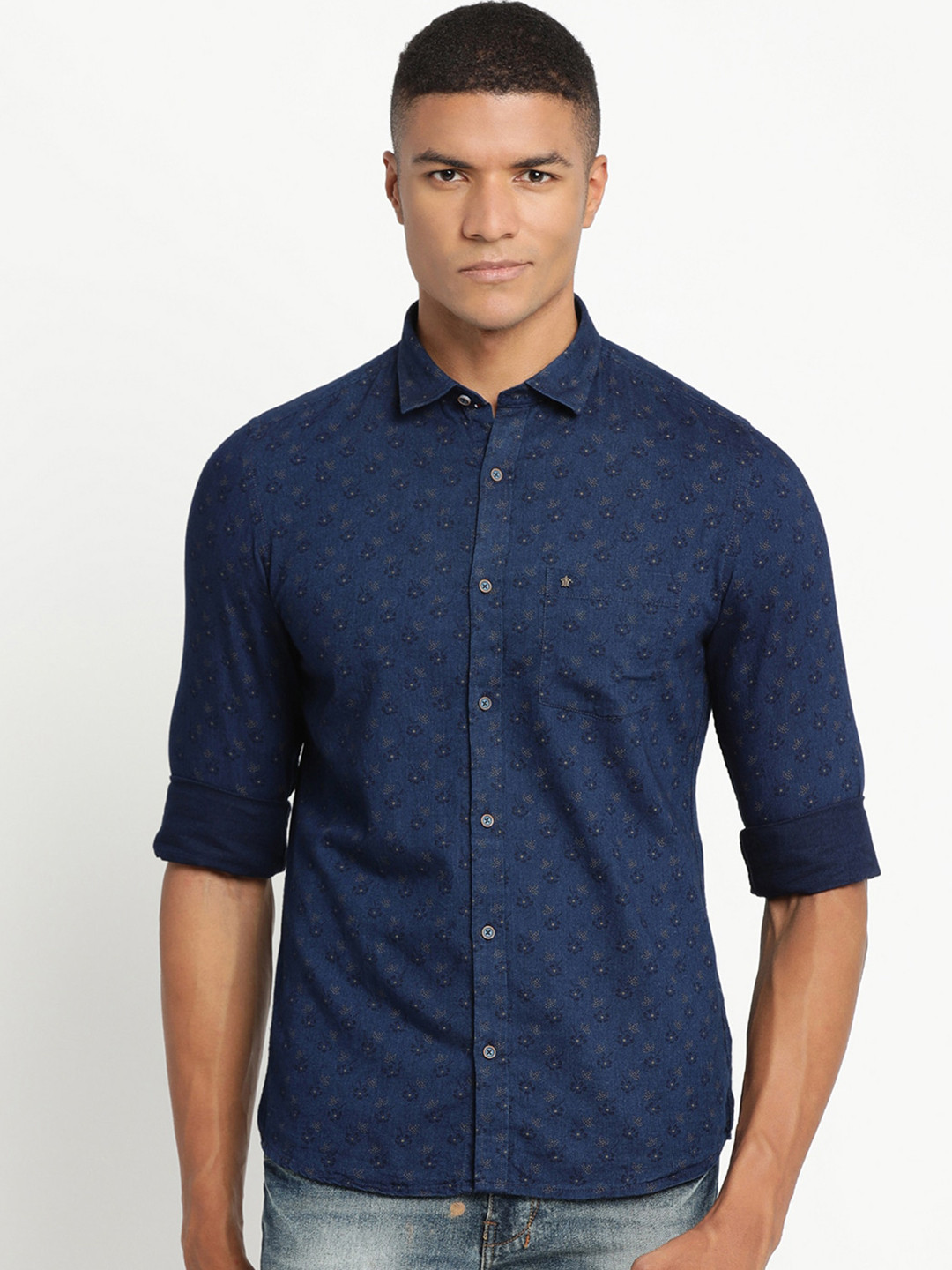

Turtle Men Navy Blue Slim Fit Floral Printed Casual Shirt