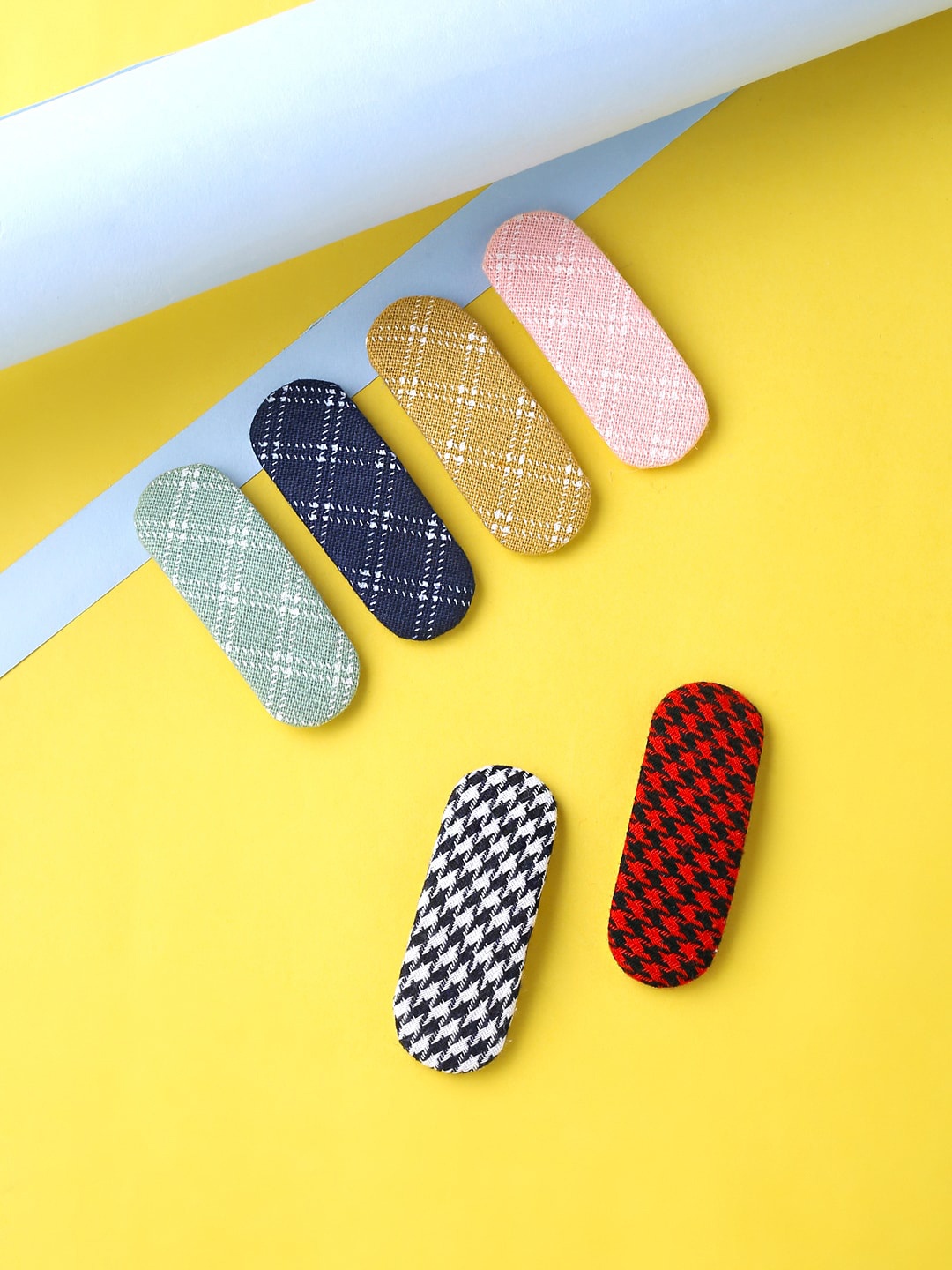 

Yellow Chimes Women Set Of 6 Printed Tic Tac Hair Clips, Red