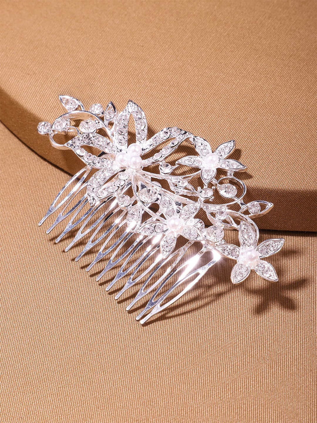

Yellow Chimes Women Embellished Comb Pin, White