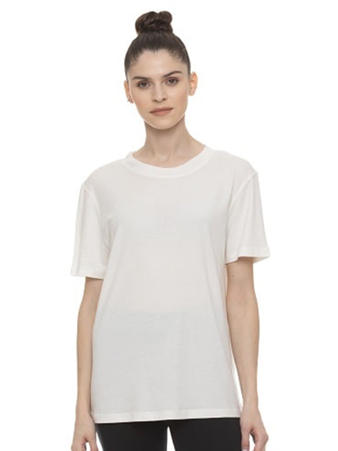 

UNMADE Women Loose T-shirt, Off white