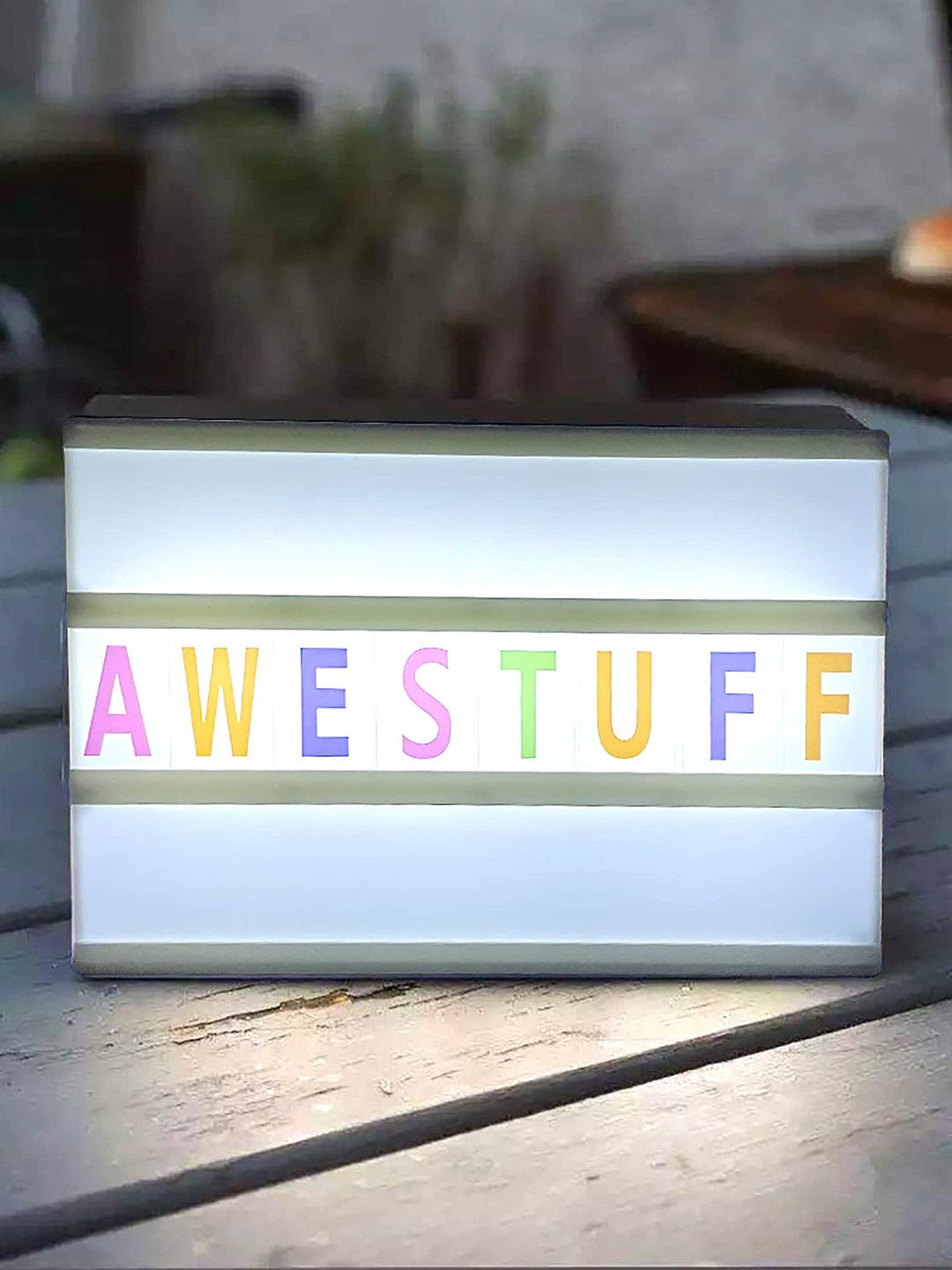 

Awestuffs White & Yellow Coloured Letters A5 Small Cinema Light Box