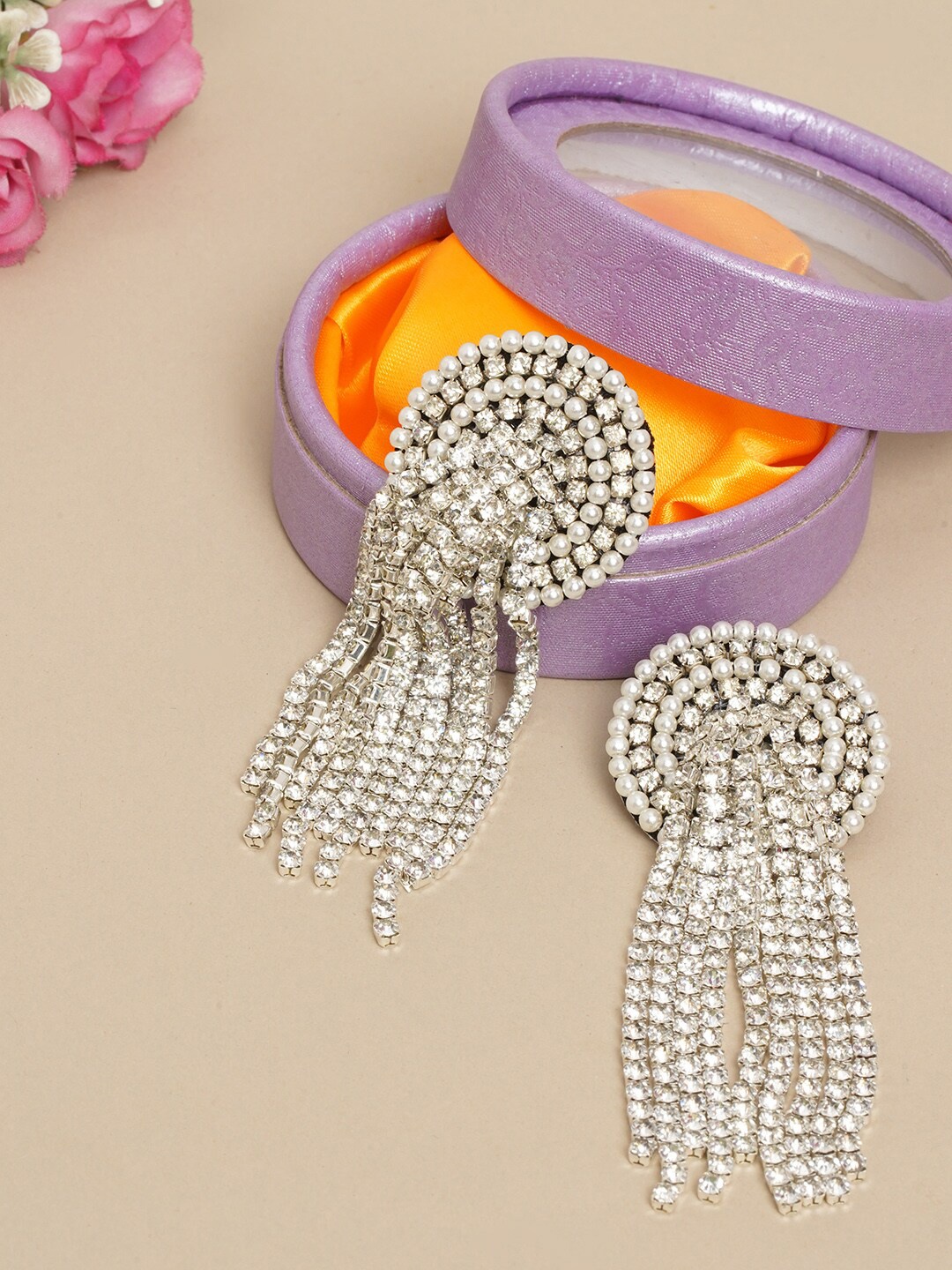 

DressBerry Silver-Plated Contemporary Drop Earrings