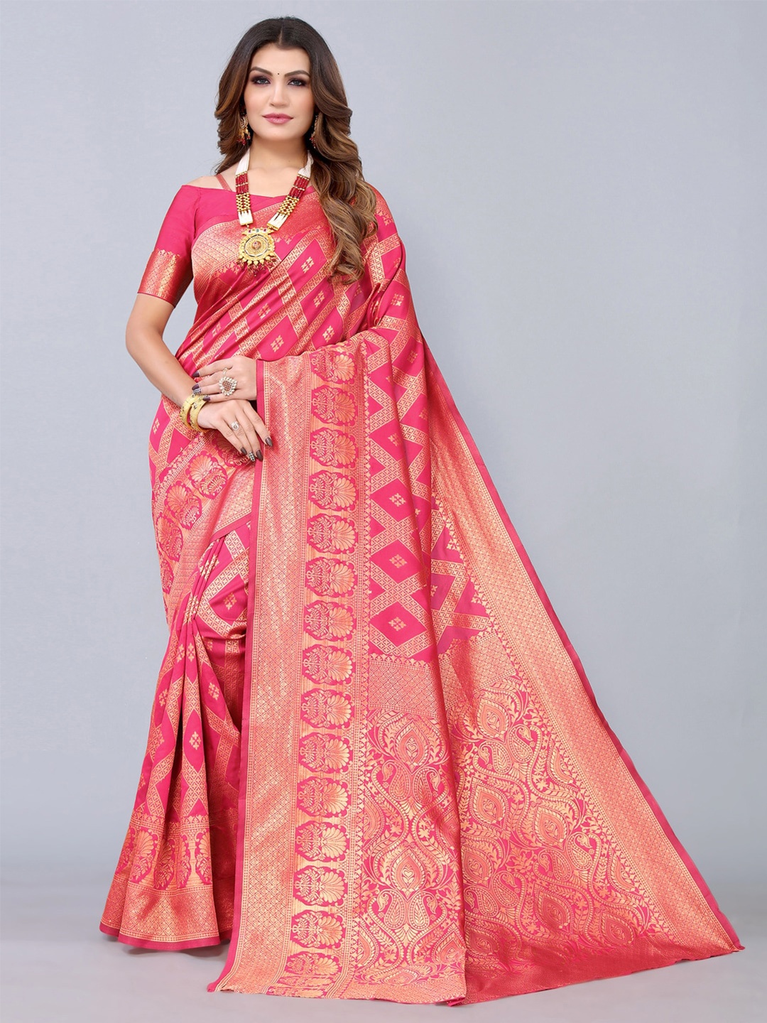 

Mitera Pink & Gold-Toned Ethnic Motifs Zari Banarasi Saree