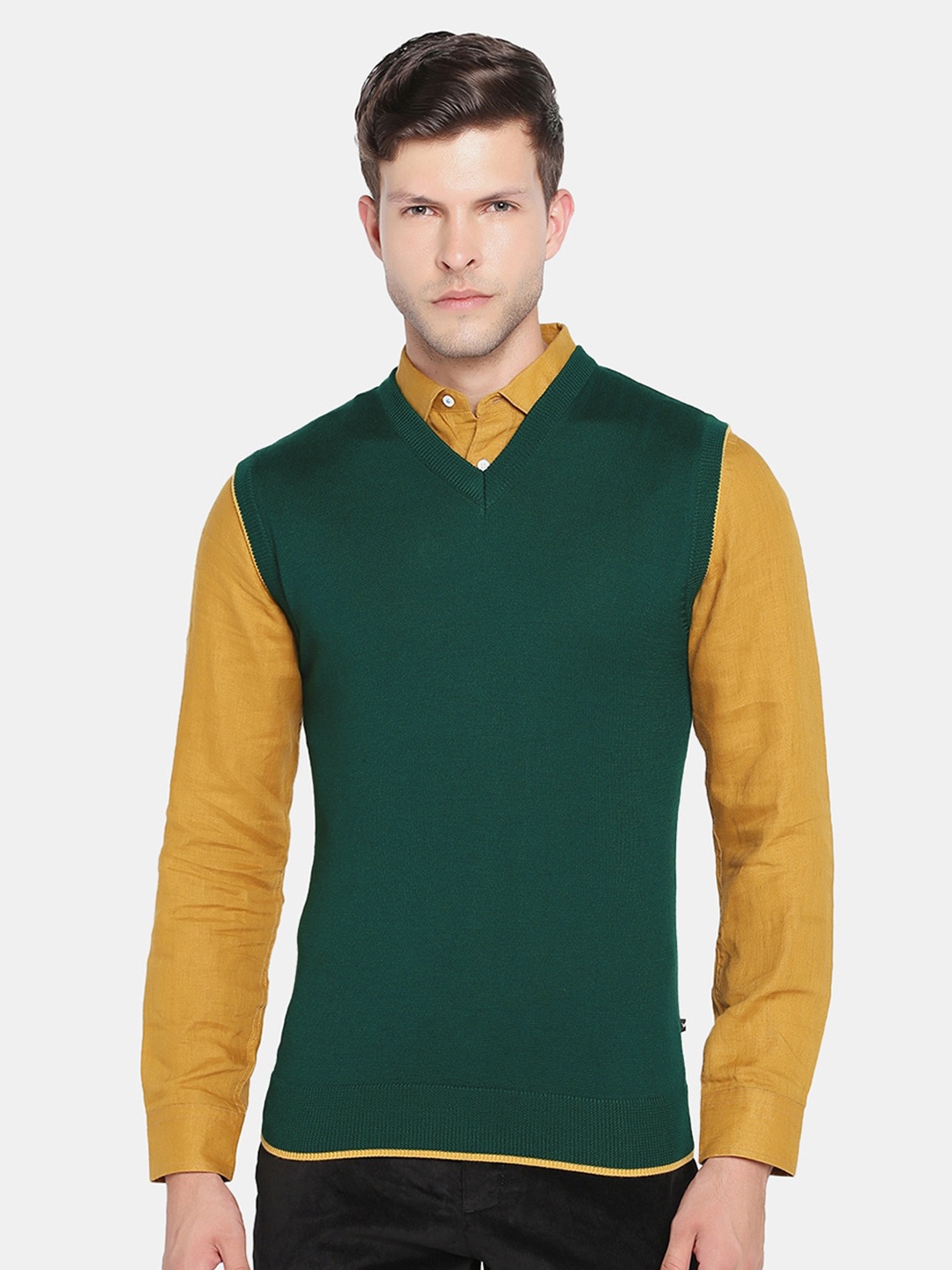 

Blackberrys Men Green Sleeveless Sweater Vest