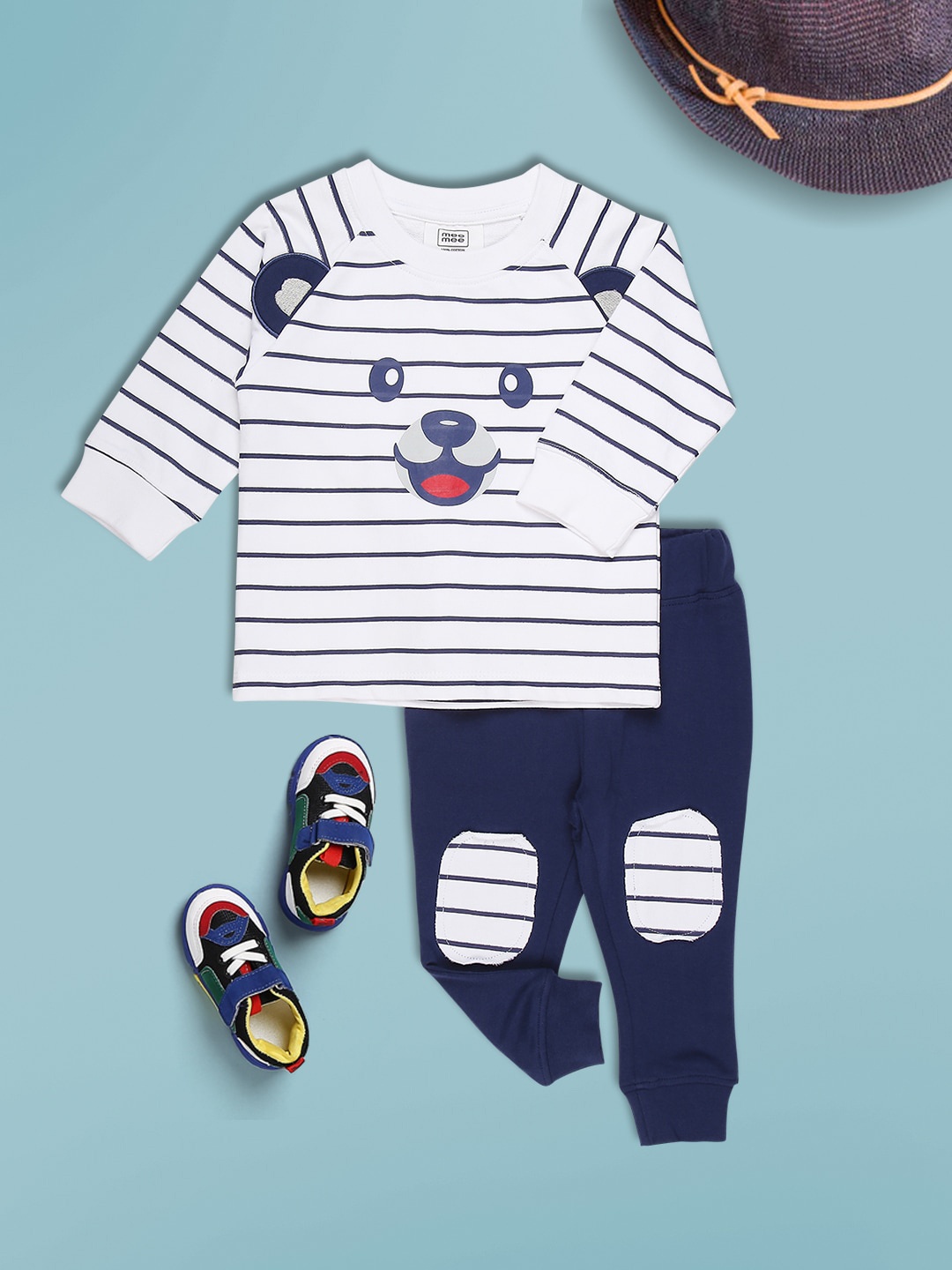 

MeeMee Boys White & Navy Blue Striped T-shirt