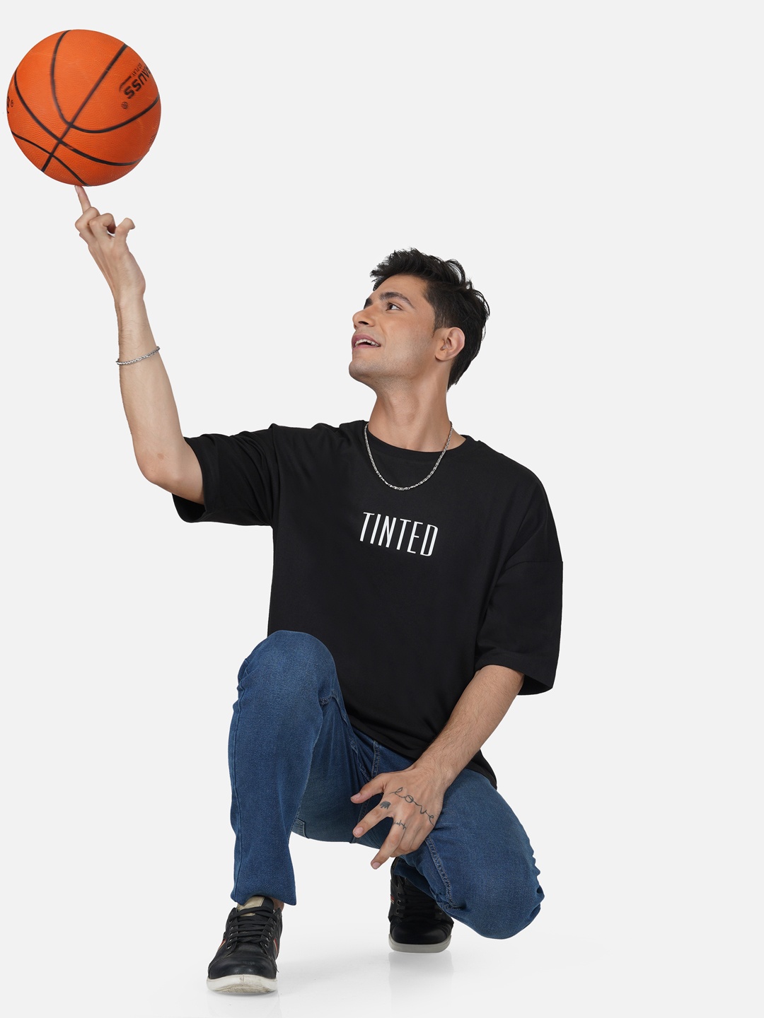 

Tinted Men Typography Printed Oversized T-shirt, Black