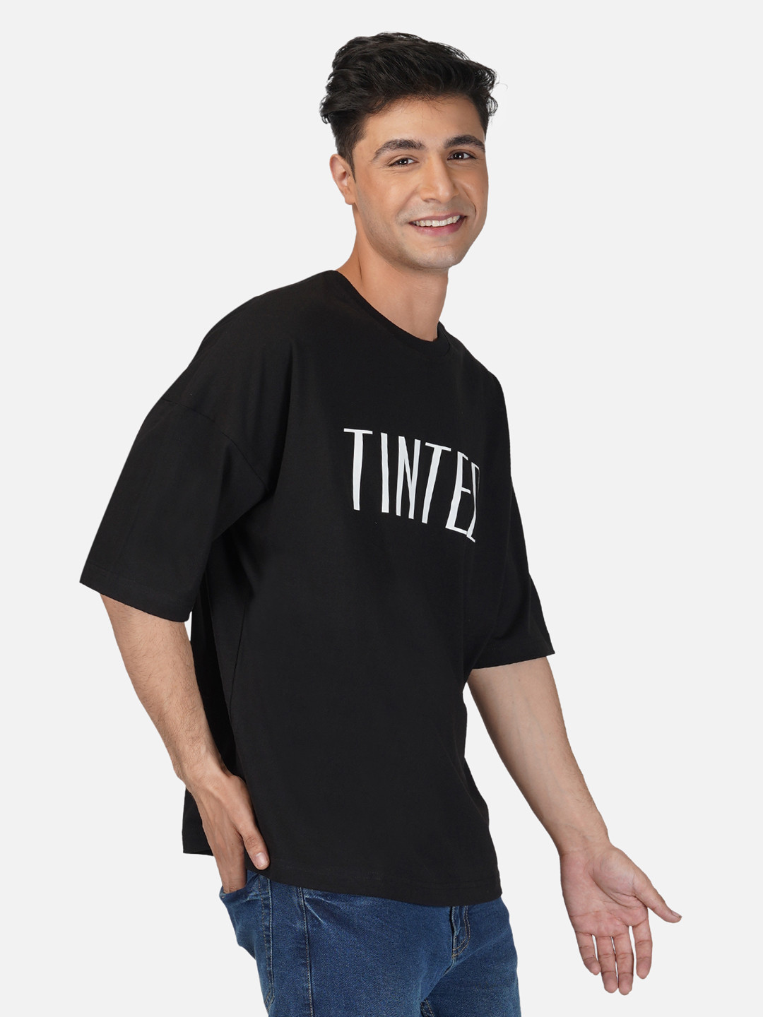 

Tinted Men Typography Printed Oversized T-shirt, Black