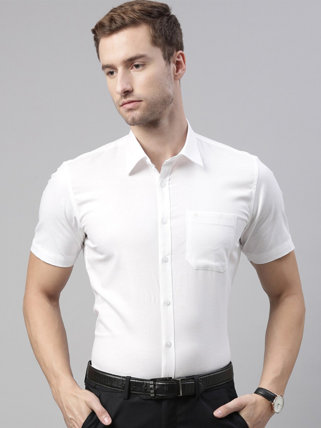 

Chennis Men White Slim Fit Formal Shirt