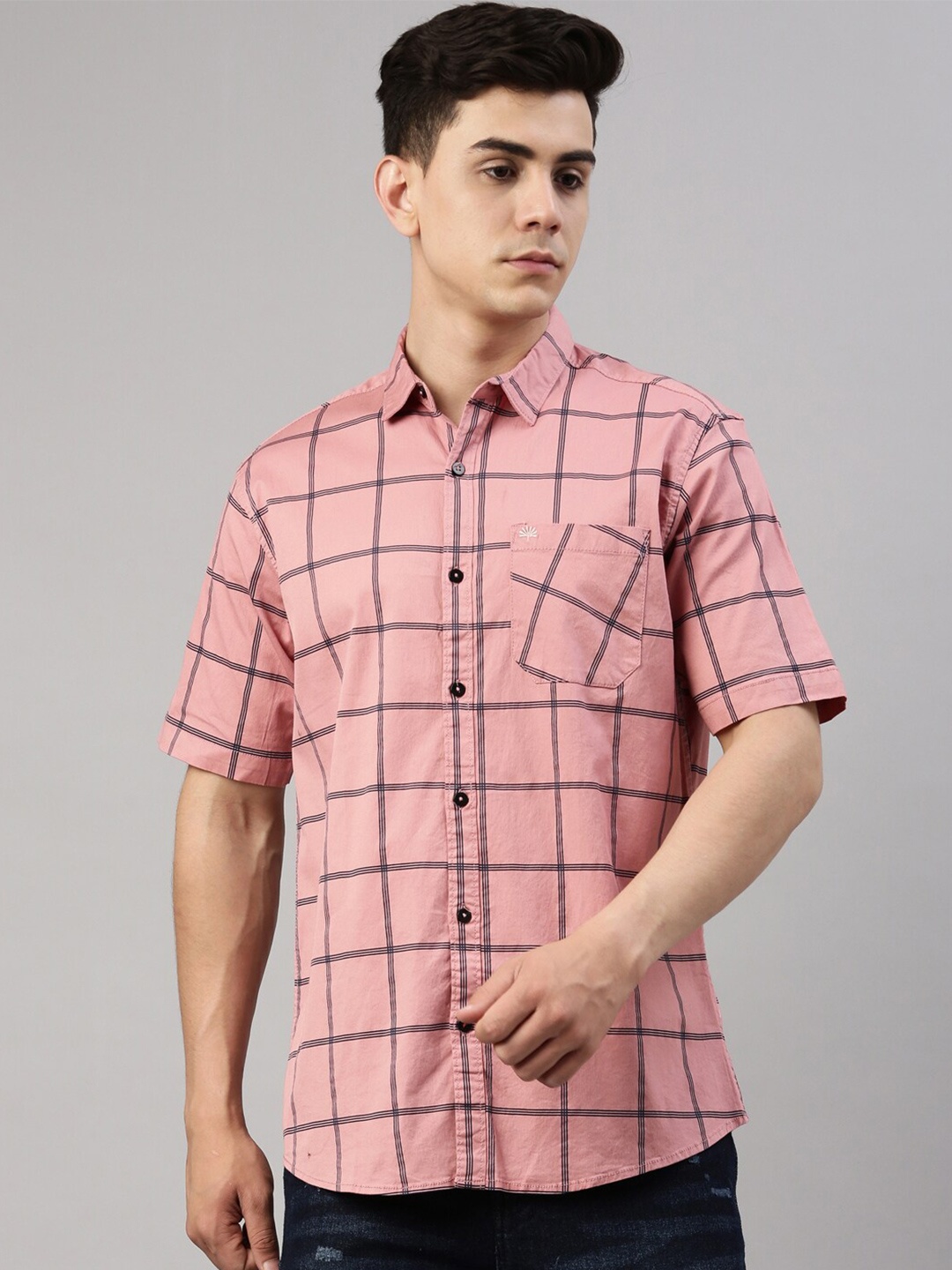 

Chennis Men Pink Slim Fit Windowpane Checks Checked Casual Shirt