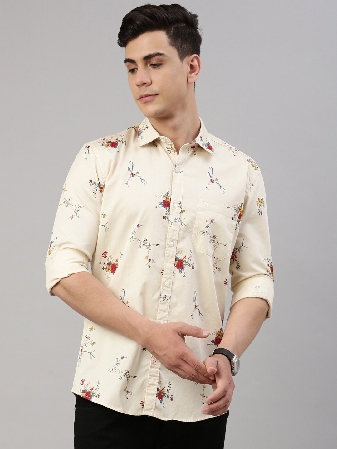

Chennis Men Cream-Coloured Slim Fit Floral Printed Casual Shirt