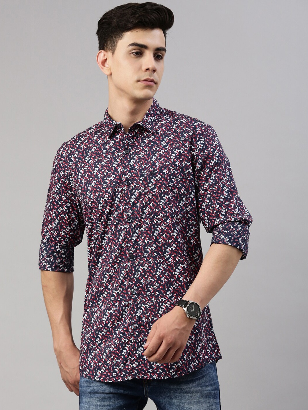 

Chennis Men Red Slim Fit Floral Printed Casual Shirt