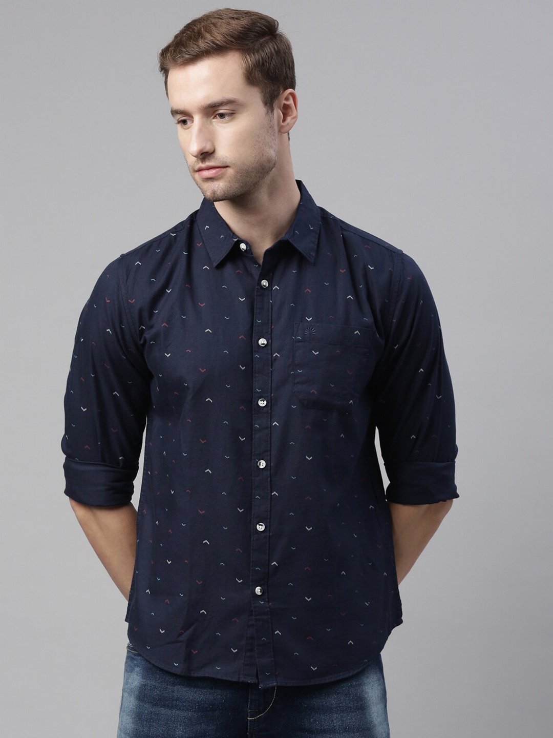 

Chennis Men Navy Blue Slim Fit Printed Casual Shirt