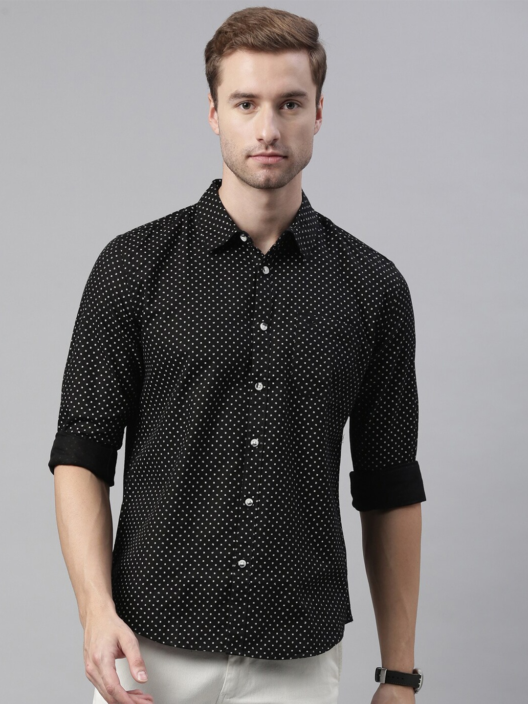 

Chennis Men Navy Blue Slim Fit Printed Casual Shirt
