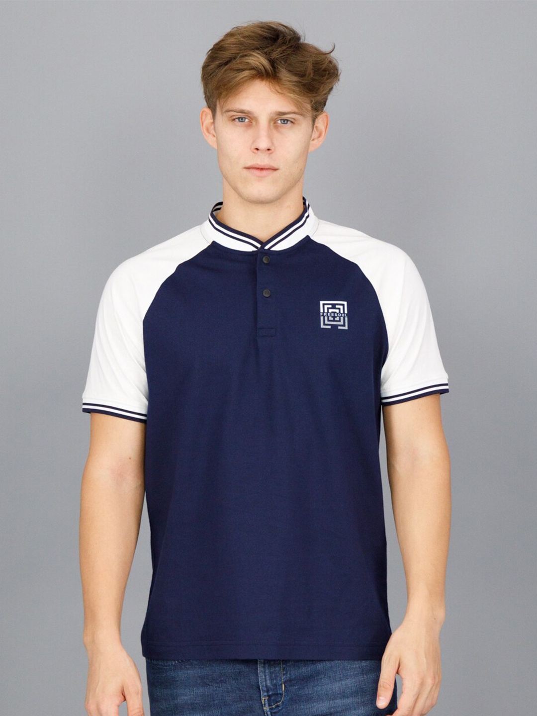 

FREESOUL Men Blue & White Band Collar Pure Cotton T-shirt