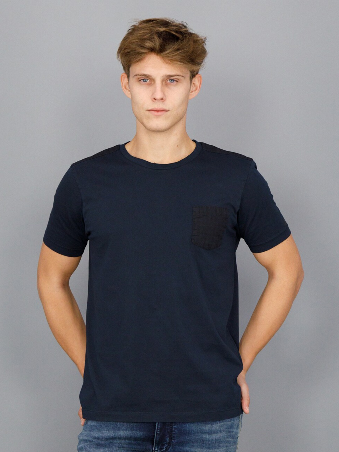 

FREESOUL Men Blue Cotton T-shirt