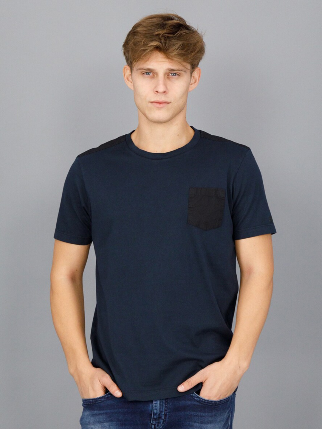 

FREESOUL Men Blue Cotton T-shirt