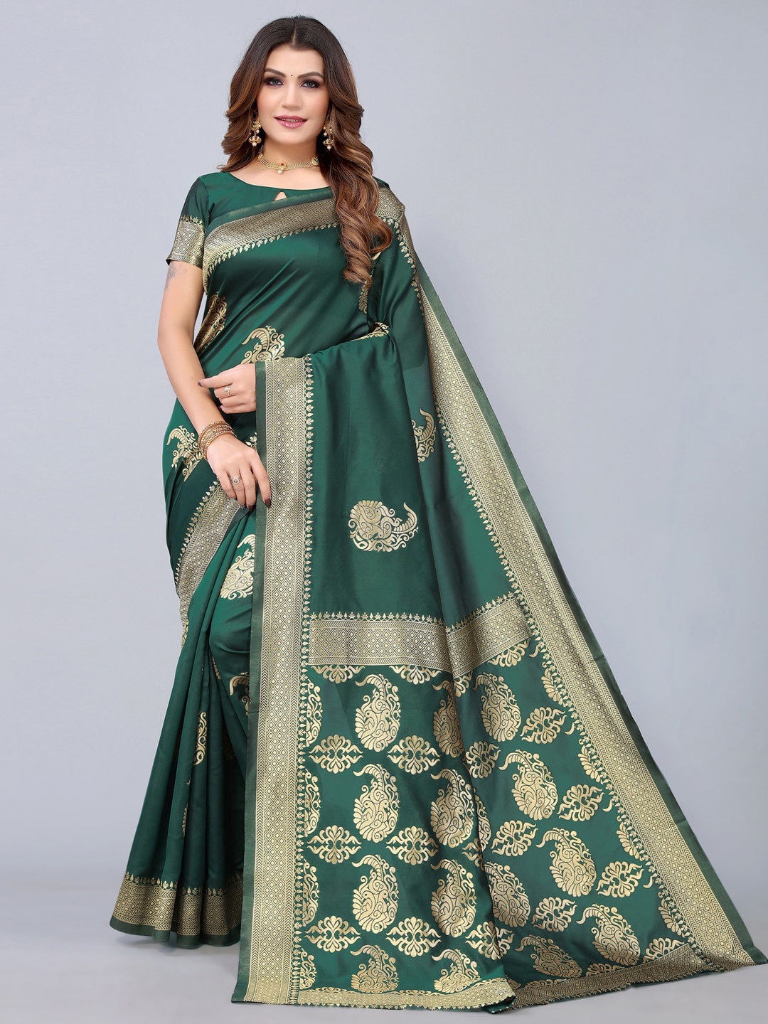

SIRIL Green & Gold-Toned Paisley Zari Banarasi Saree