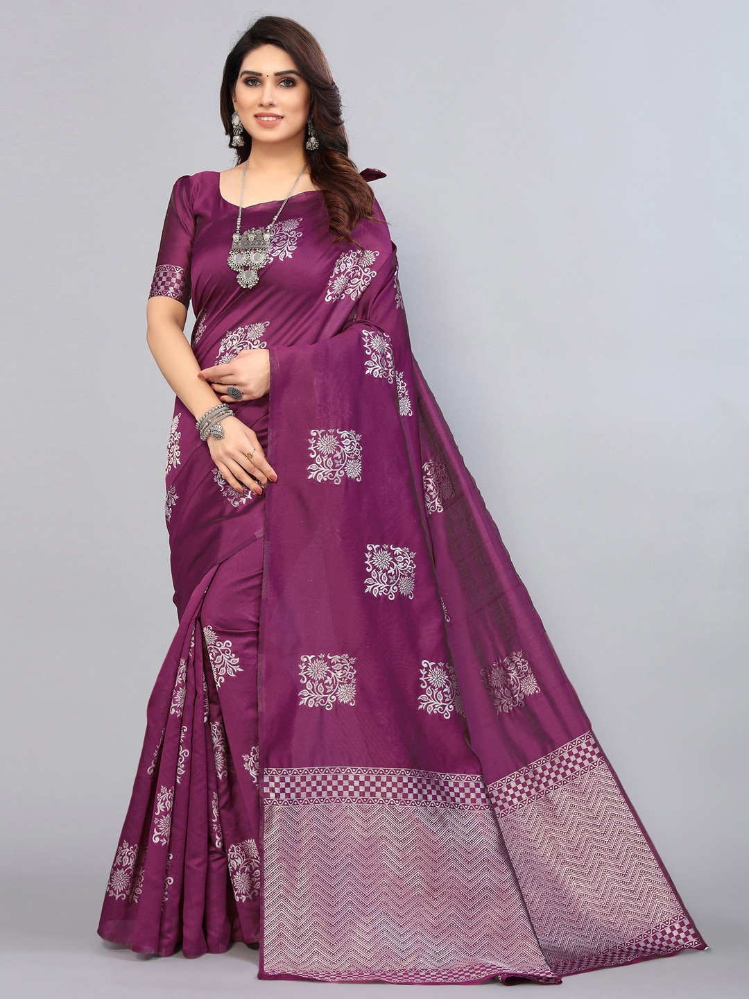 

SIRIL Purple & Silver-Toned Ethnic Motifs Zari Banarasi Saree