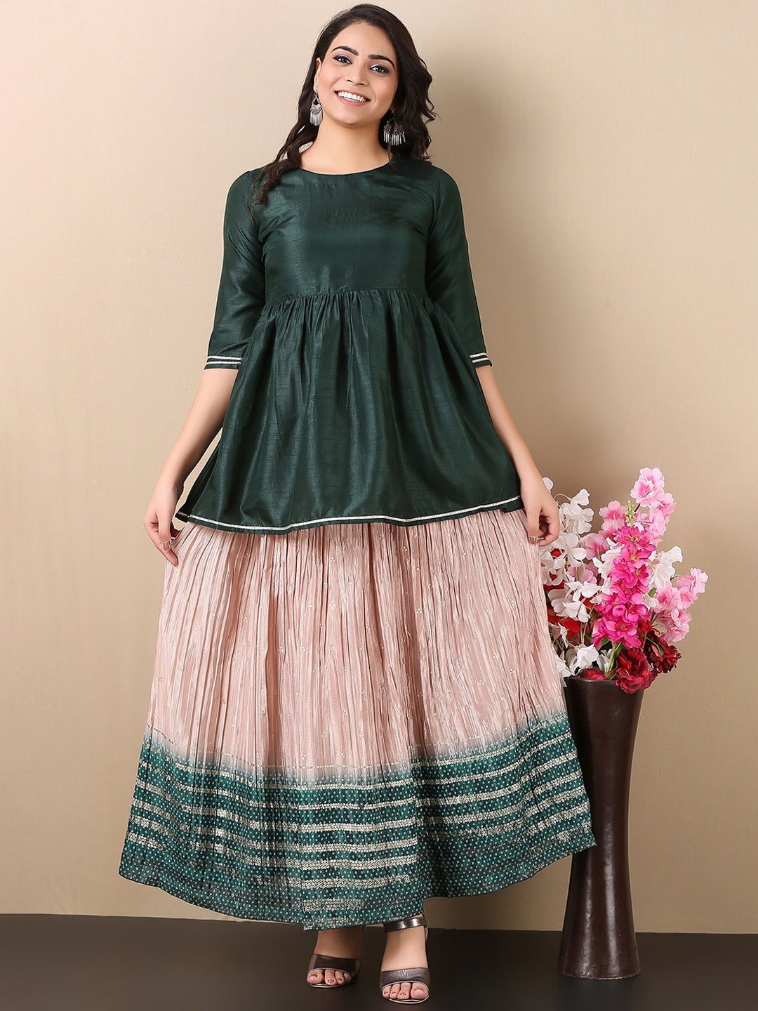 

V TRADITION Women Kurti with Skirt, Green