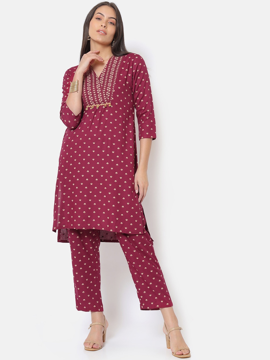 

Saaki Women Burgundy Ethnic Motifs Printed Kurta