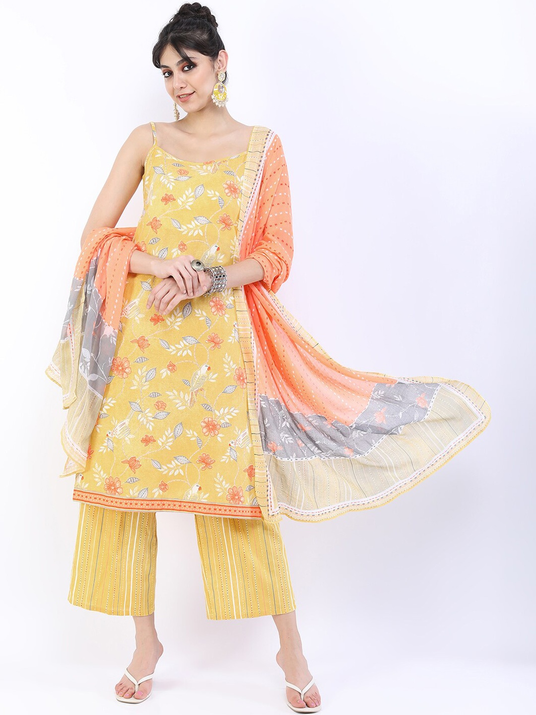 

Vishudh Women Yellow Floral Printed Pure Cotton Kurta with Palazzos & With Dupatta