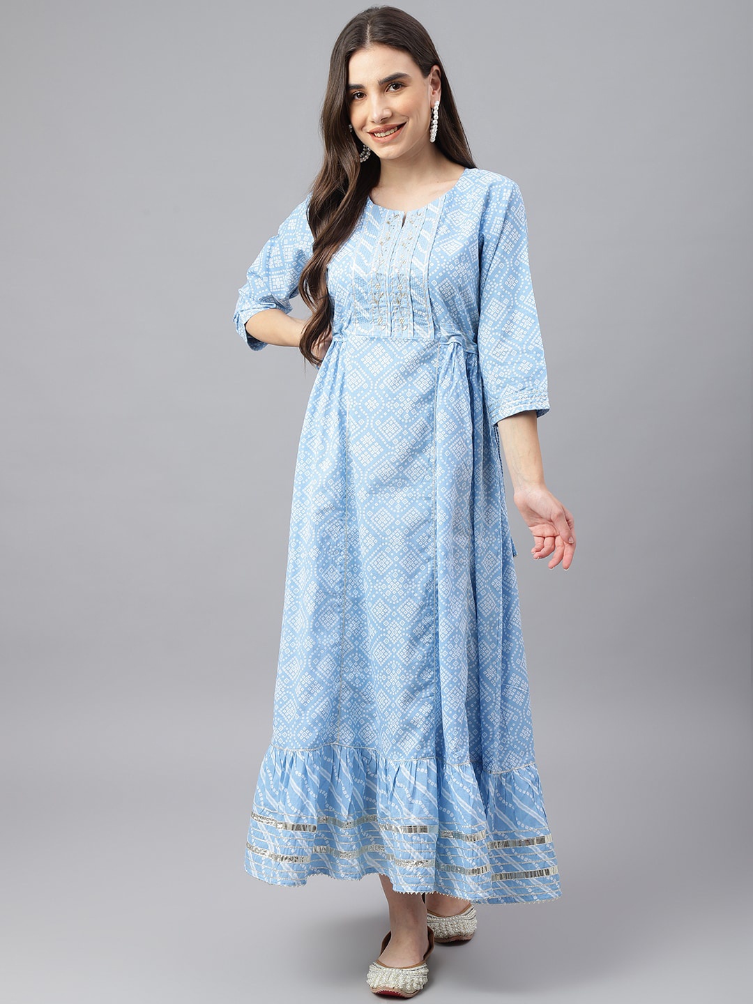 

EtnicaWear Women Blue Ethnic Motifs Printed Keyhole Neck Thread Work Anarkali Kurta